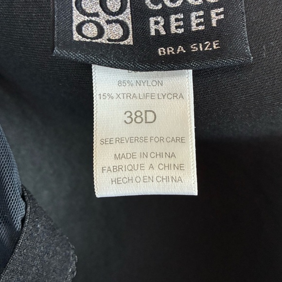 CoCo Reef Black Botanical Print Tankini with Built in Underwire Bra - Picture 13 of 14